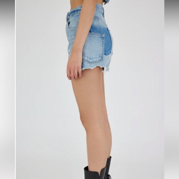 Moussy McKendree Shorts in color light blue - Picture 4 of 12